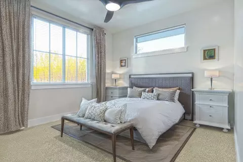 Bedroom - 1318 E Luna St, Newberg, OR 97132 photo 1 of 1