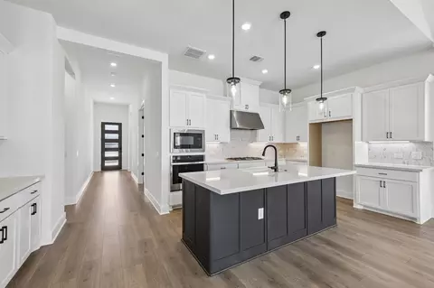 Entry Way - 7812 Skytree Dr, Austin, TX 78744 photo 1 of 1