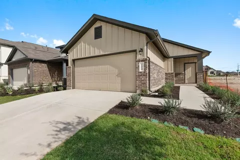 Exterior - 122 Dogvane Cir, Kyle, TX 78640 photo 2 of 12