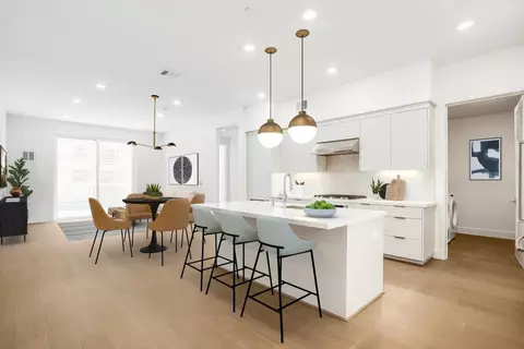 308 Torrey Pine Ter UNIT 709, Sunnyvale, CA 94086