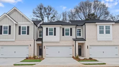 667 Treasure Dr, Stockbridge, GA 30281
