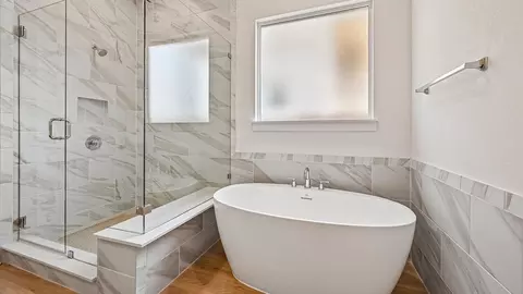 Bath - 2321 Bronc Buster Way, Leander, TX 78641 photo 4 of 10