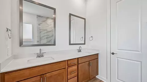 Bath - 2321 Bronc Buster Way, Leander, TX 78641 photo 5 of 10