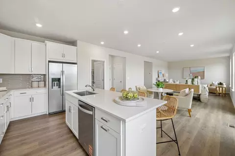 Kitchen - 9894 Obin Ln, Waldorf, MD 20601 photo 7 of 14