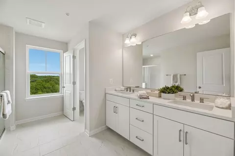Bath - 9894 Obin Ln, Waldorf, MD 20601 photo 9 of 17