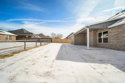 Exterior - 31042 E 65th Pl S, Broken Arrow, OK 74014 photo 5 of 15