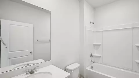 Bath - 2019 Moorside Ct, Lancaster, SC 29720 photo 1 of 8
