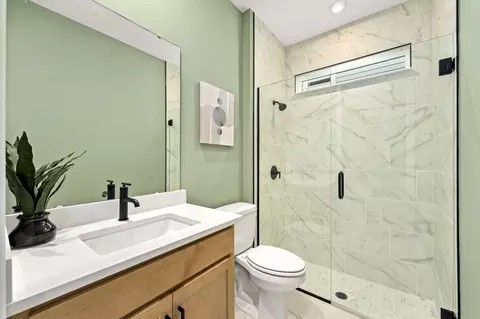 Bath - 5096 Salado Dr, Saint Cloud, FL 34771 photo 3 of 4