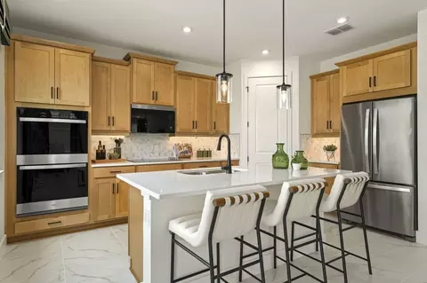 Kitchen - 5096 Salado Dr, Saint Cloud, FL 34771 photo 3 of 5
