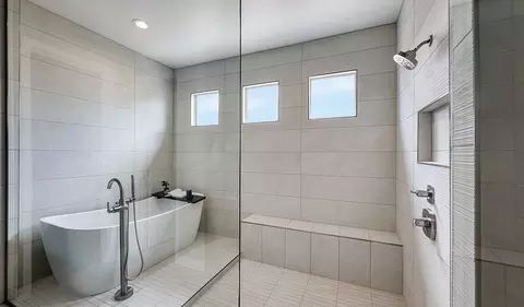 Bath - 32109 N Roripaugh Vly, Temecula, CA 92591 photo 4 of 4