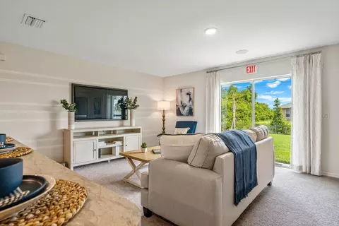 Living - 8083 Sunrise Cir, Labelle, FL 33935 photo 4 of 5