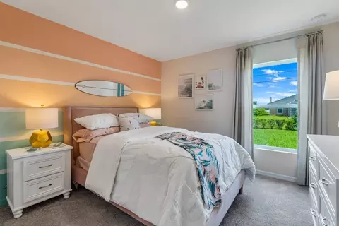 Bedroom - 8083 Sunrise Cir, Labelle, FL 33935 photo 8 of 10