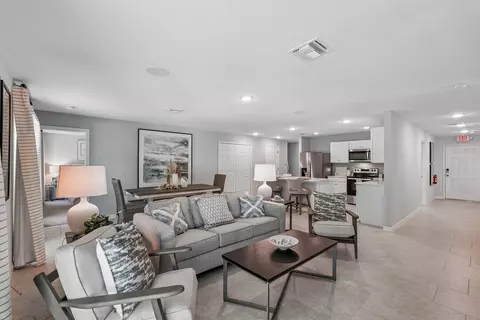 Living - 8083 Sunrise Cir, Labelle, FL 33935 photo 1 of 5
