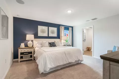 Bedroom - 8083 Sunrise Cir, Labelle, FL 33935 photo 6 of 10