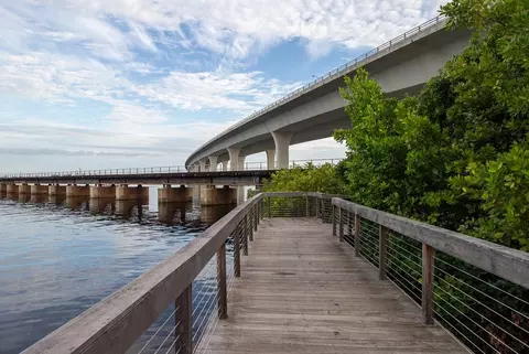 View/Area - 1233 SE Cove Rd, Stuart, FL 34997 photo 3 of 3
