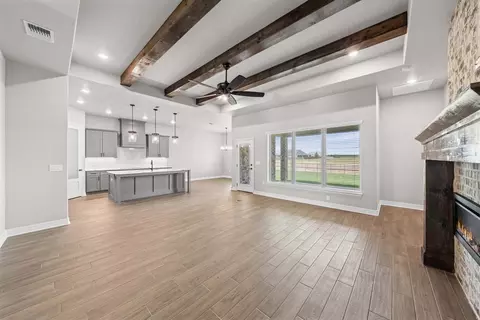 302 Lee Mays, Troy, TX 76579
