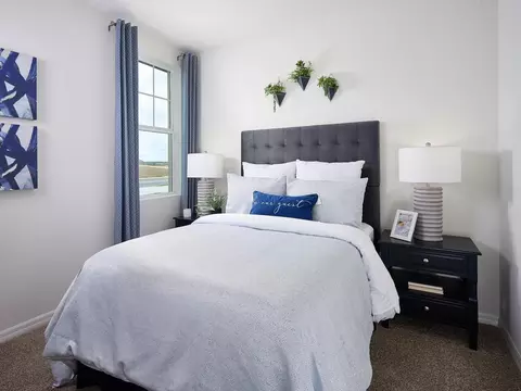 Bedroom - 7922 Lake Powell Pl, Parrish, FL 34219 photo 2 of 3