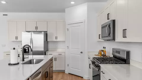 Kitchen - 2337 S 1230 W, Perry, UT 84302 photo 2 of 4