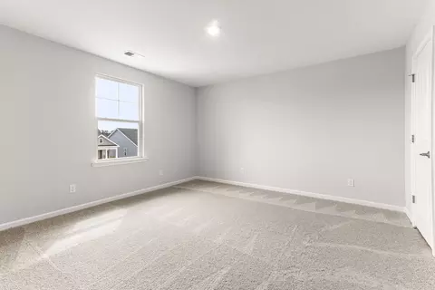 Bedroom - 39 Blues Dr, Pooler, GA 31322 photo 3 of 10