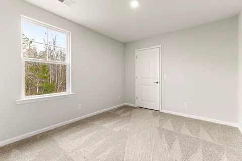 Bedroom - 39 Blues Dr, Pooler, GA 31322 photo 6 of 10