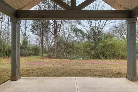 Exterior - 102 Beaver Creek Way, Lagrange, GA 30241 photo 14 of 28