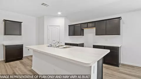 Kitchen - 7235 Rolling Valley Ln, Conroe, TX 77304 photo 1 of 2