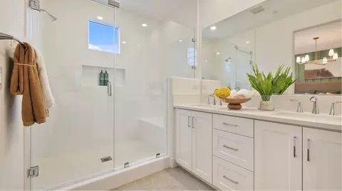 Bath - 1839 Lychee St, Fullerton, CA 92835 photo 4 of 4