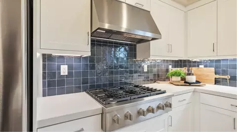 Kitchen - 1839 Lychee St, Fullerton, CA 92835 photo 3 of 6