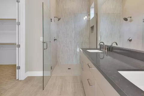 Bath - 1330 Cava Rd, Paso Robles, CA 93446 photo 1 of 3