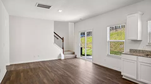 Living - 300 Cookie Loop, Johnson City, TN 37615 photo 1 of 5