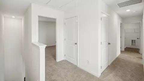 Entry Way - 300 Cookie Loop, Johnson City, TN 37615 photo 3 of 7
