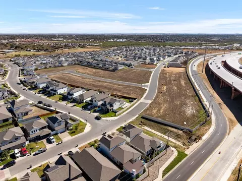 View/Area - 2012 Sambar Loop, Laredo, TX 78045 photo 9 of 15