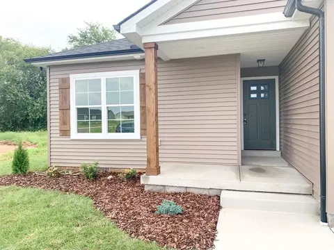 Exterior - Claiborne Circle, Franklin, KY 42134 photo 4 of 5