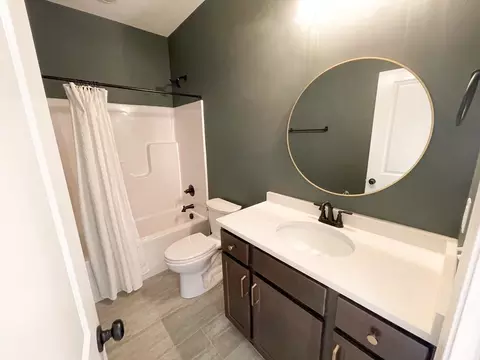 Bath - Claiborne Circle, Franklin, KY 42134 photo 1 of 5