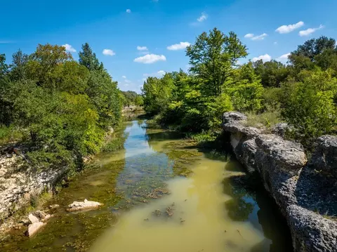View/Area - 261 Callahan Loop, Buda, TX 78610 photo 3 of 4