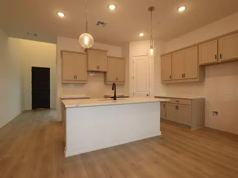 Kitchen - 261 Callahan Loop, Buda, TX 78610 photo 3 of 4