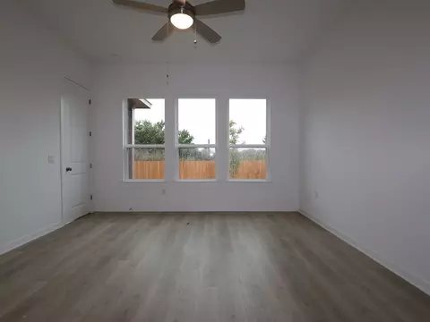 Living - 261 Callahan Loop, Buda, TX 78610 photo 5 of 8