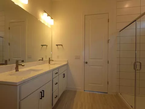 Bath - 261 Callahan Loop, Buda, TX 78610 photo 1 of 6