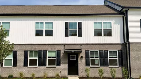 6034 Cascades Dr, Whitestown, IN 46075