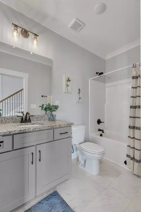 Bath - 18 Main St, Madison, AL 35758 photo 1 of 6