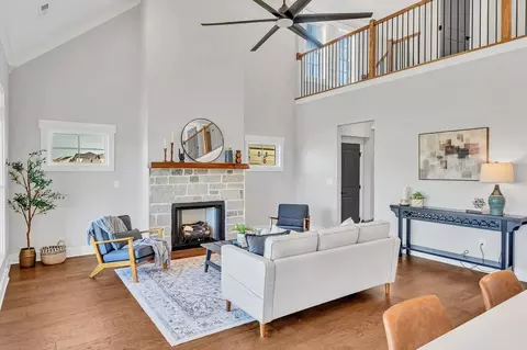 Living - 18 Main St, Madison, AL 35758 photo 3 of 3