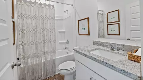 Bath - High Ridge Drive, Alabaster, AL 35124 photo 5 of 5