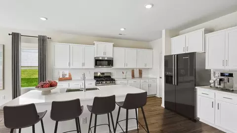 Kitchen - High Ridge Drive, Alabaster, AL 35124 photo 2 of 6