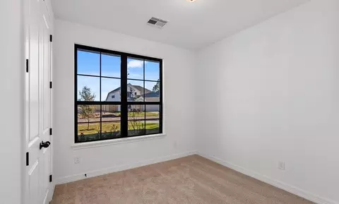 Bedroom - 7914 Jade Crest Dr, Angleton, TX 77515 photo 4 of 8