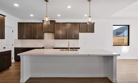 Kitchen - 7914 Jade Crest Dr, Angleton, TX 77515 photo 2 of 6