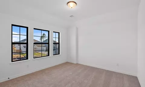 Bedroom - 7914 Jade Crest Dr, Angleton, TX 77515 photo 3 of 8