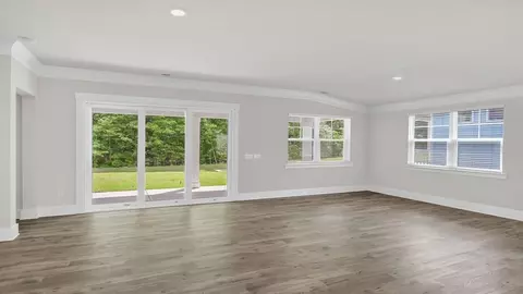 Living - 511 Lancashire Ln, Irmo, SC 29063 photo 2 of 5