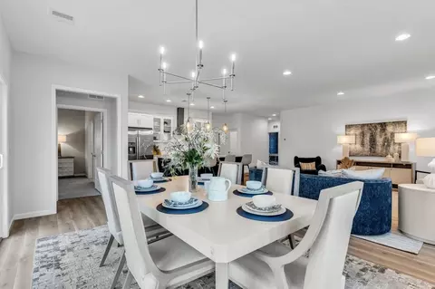 Dining - 907 Shadowbrooke Dr, Dover, PA 17315 photo 4 of 4