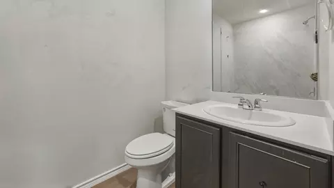 Bath - 107 Aston Way, Terrell, TX 75160 photo 1 of 5