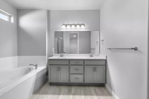 Bath - 6417 N Vernon Dr, Eagle Mountain, UT 84005 photo 1 of 7